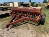 International 510 Seeder