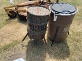 2 Deer Feeders Sell