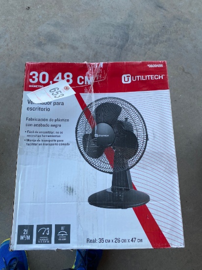 5 New 12" Desk Fans