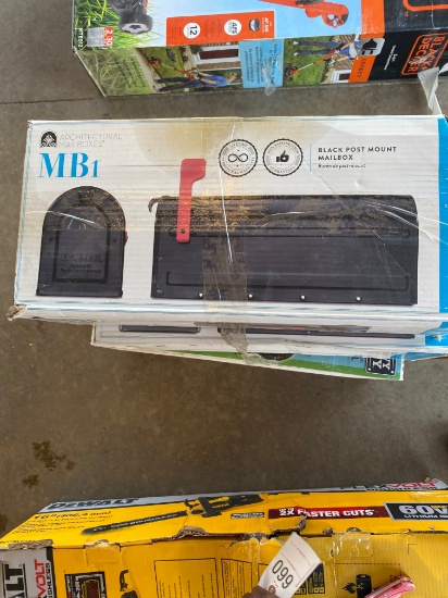 3 Mail Boxes