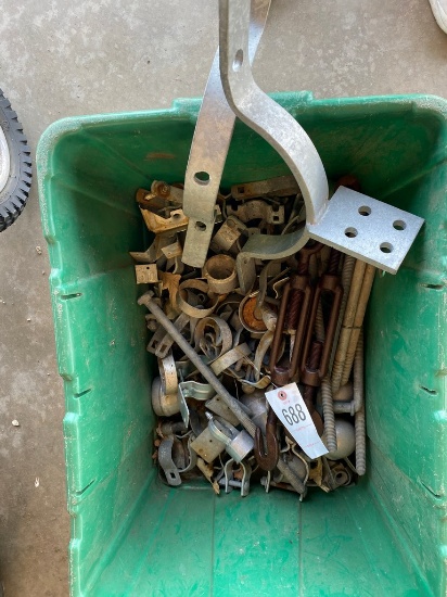 Tote of fencing material