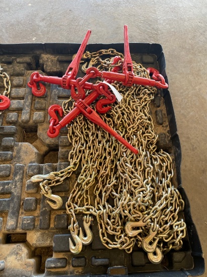 5-5/16 Chains & 3 boomers