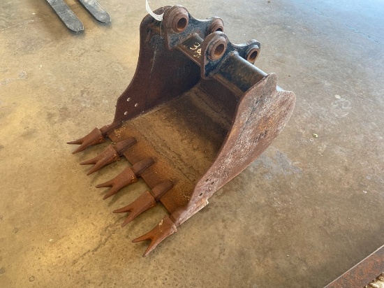CAT 303 21" Excavator bucket