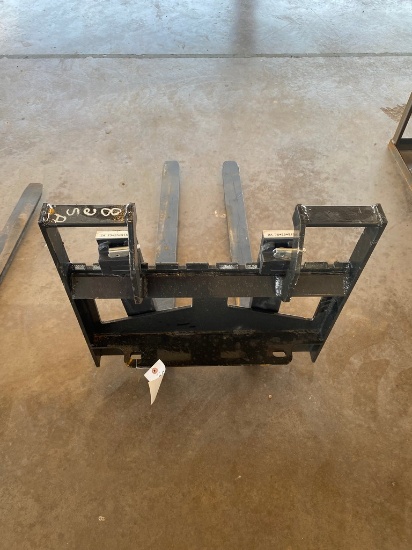 Mini Skid Steer Pallet Forks