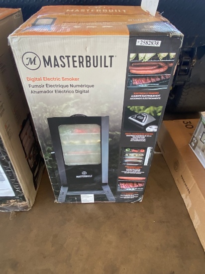 Masterbuilt Digital Electric Smoker