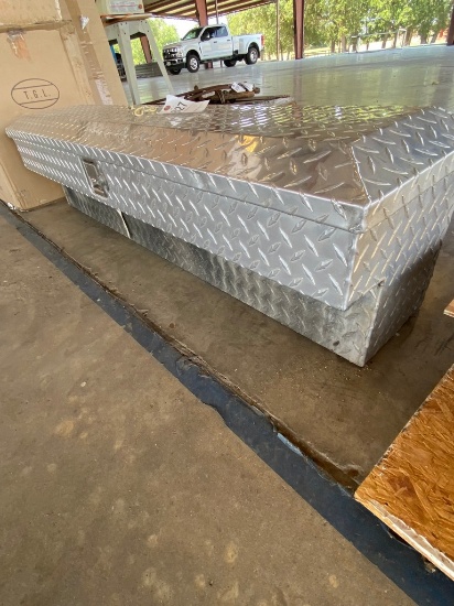 Diamondplate tool Box