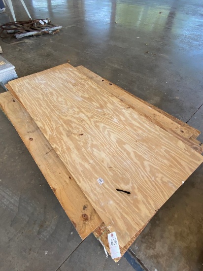 Bundle of plywood
