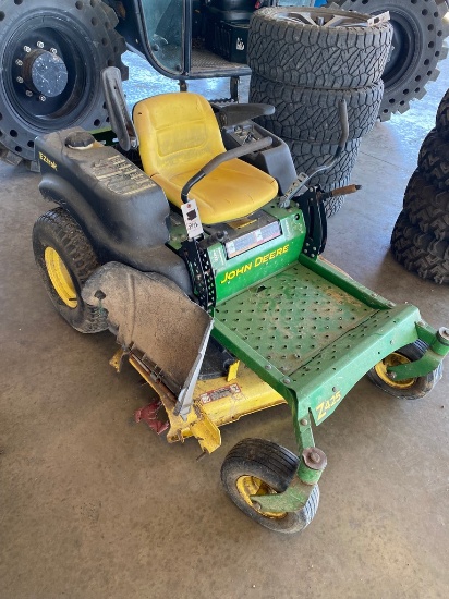 John Deere Z425 Zero turn Mower runs