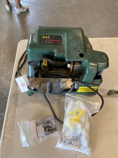 ILCO o4S Performance series key cutter with 5 bags keys