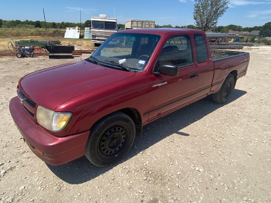 1997 Toyota tacoma SRS 5 Speed 386K Cold AC new tires clean title