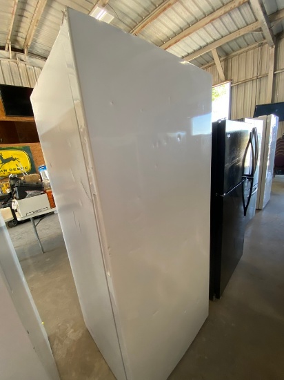 Criterion Larger Stand up freezer