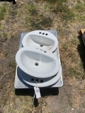 3 sinks