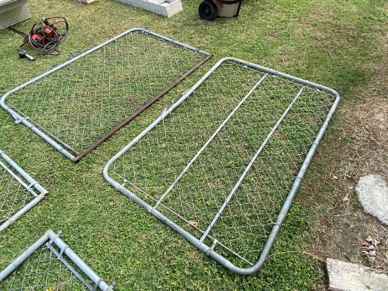 2 Chain link Panels
