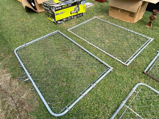 2 Chain link Panels