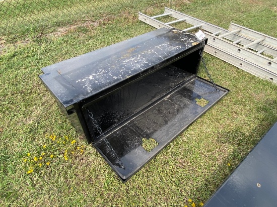 Heavy duty tool boxes fits under trailer