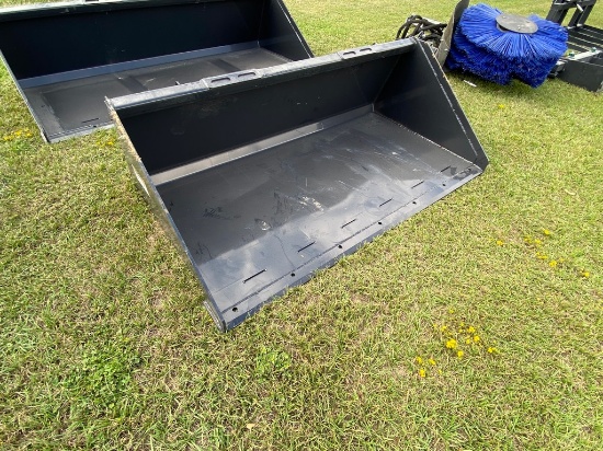 Wolverine 68" Quick attach Bucket