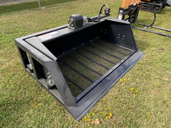Wolverine 72" Quick Attach Hydraulic Screen Bucket