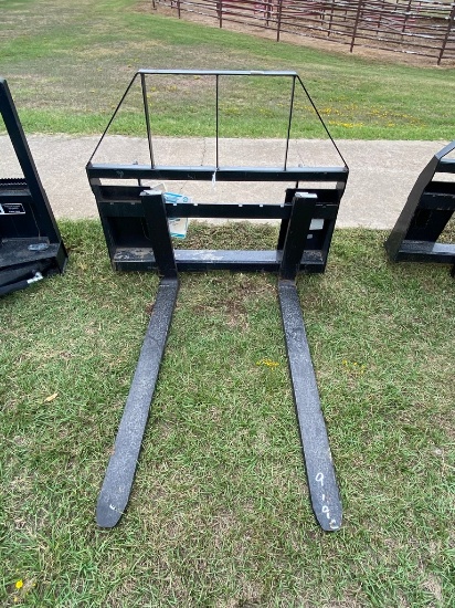 48" Quick Attach Pallet Forks