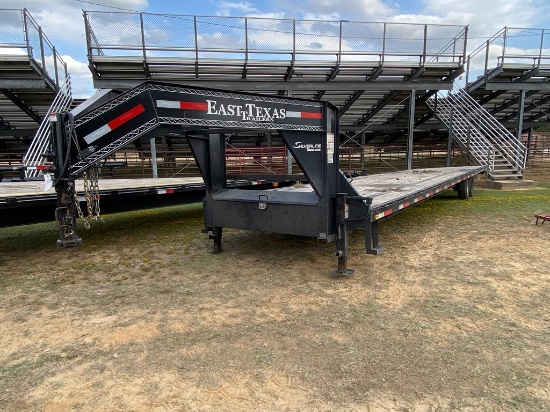 2023 East Texas 40ft. Gooseneck Trailer has title