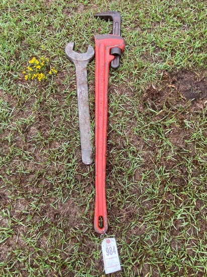Large pipe wrench & wrench
