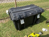 Husky bin with key