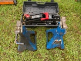 Jack & 2 Jack Stands