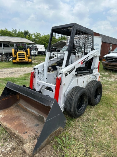 Bobcat S650 Cat motor , runs won’t move on one side