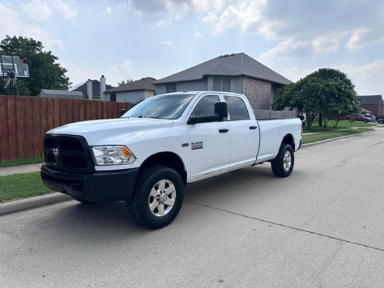 2015 Dodge ram 2500 163k miles clean title TMU runs and drives very good 4x4 clean inside