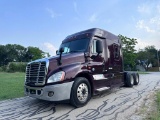 2016 Freightliner Columbia DD15 10speed 723k miles clean title runs and drives