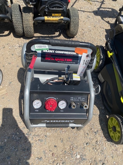 Husky 4.5 Gallon Air Compressor