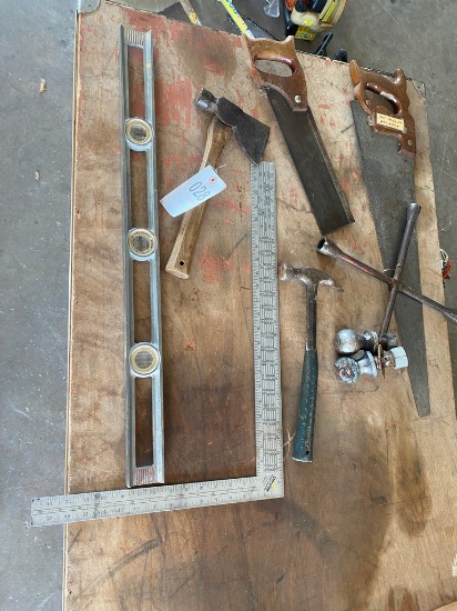Bundle hammers,saw,square,level