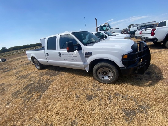 2008 Ford F250 XL SuperDuty  Crew Cab Runs & Drives