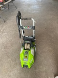 Green works 1700 PSI Pressure washer
