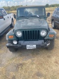 2001 Jeep Wrangler 4x4 , 4.0L Shows 183K runs & drives 5 speed clean title