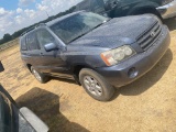 2002 Toyota Highlander V6 4x4 208K Cold AC runs & drives Clean title