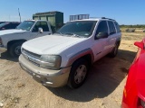 2004 Chevy Trailblazer Runs & drives AC 297k Clean title
