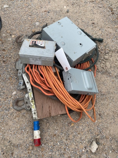 Bundle of breaker boxes & extention cords