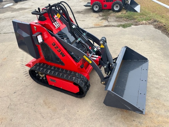 New EGN 2023 Crawler model 323W, electric start open operator station, 40 in. bucket