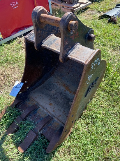 18" Backhoe Bucket