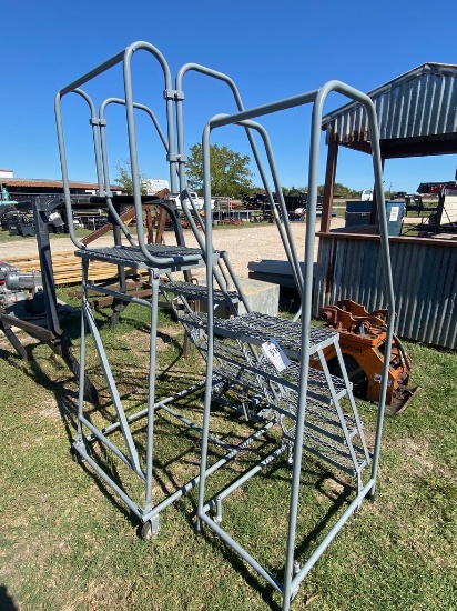 2- Rolling Step cart