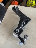 Drop hitches with lock