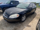 2008 Chevy Impala 4 door runs & Drives Clean title
