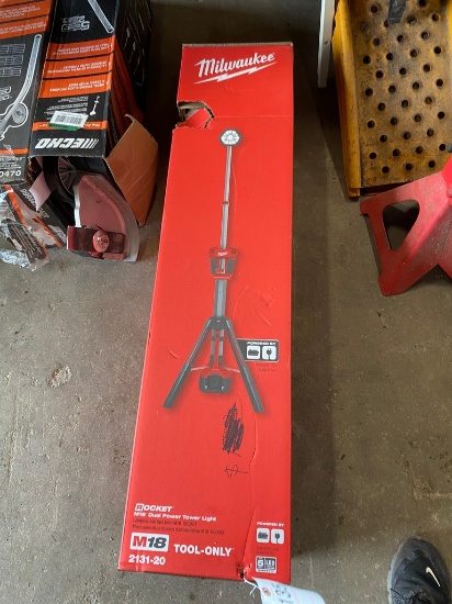 Milwaukee 18V Tower lights