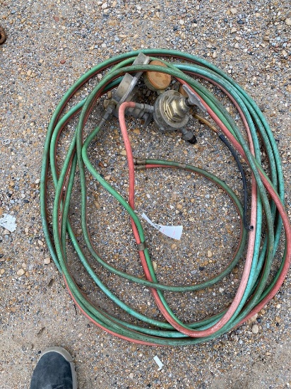 Torch hoses with gauges