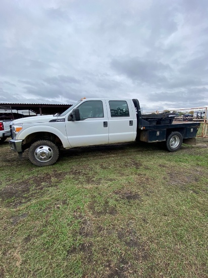 2015 Ford F350 4x4 Gas 158K miles