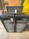 2-Peavey DJ Speakers & peavy VR 600C mixer amp