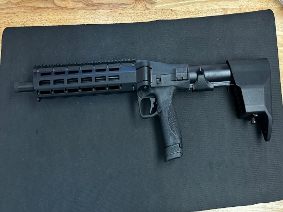 New Smith and Wesson M&P FPC 9MM comes with 3 Magazines