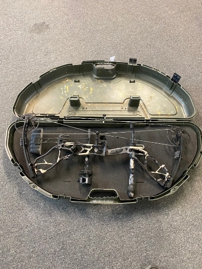 Bow & Arrow with Case