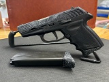 New Sccy Dvg1 9 MM black glittery 2-10 round magazines