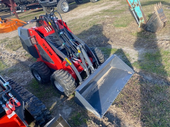 Model 323W Mini Wheel Loader